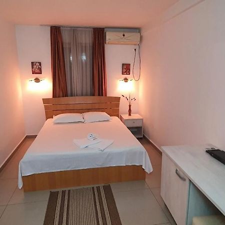 Evro Set Hotel สโกเปีย ภายนอก รูปภาพ