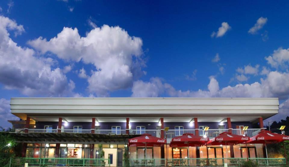 Evro Set Hotel สโกเปีย ภายนอก รูปภาพ