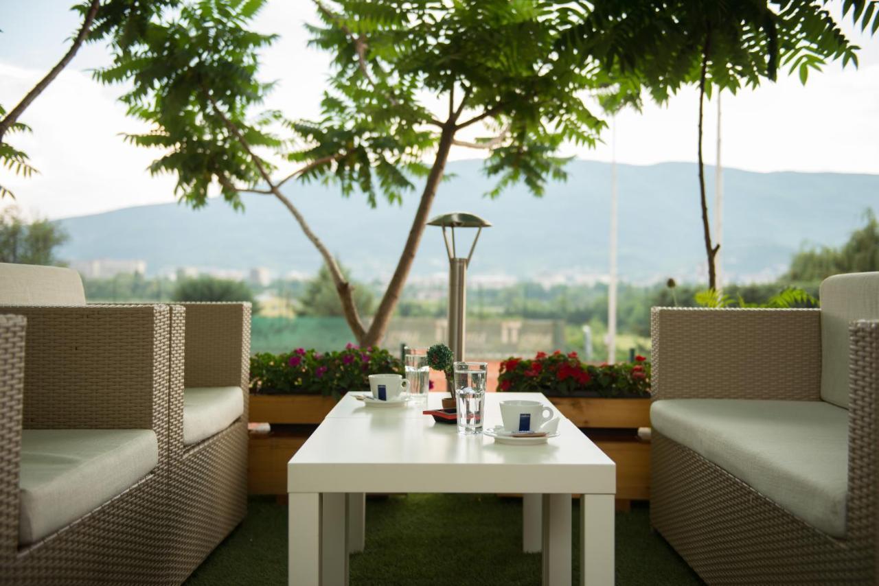 Evro Set Hotel สโกเปีย ภายนอก รูปภาพ